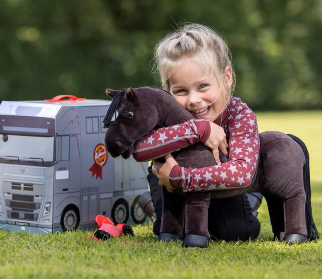 Tiny Tots - The Glamorous Grub