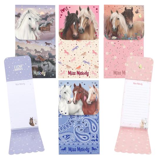 Miss Melody Pad With Magnetic Closure