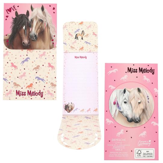 Miss Melody Pad With Magnetic Closure