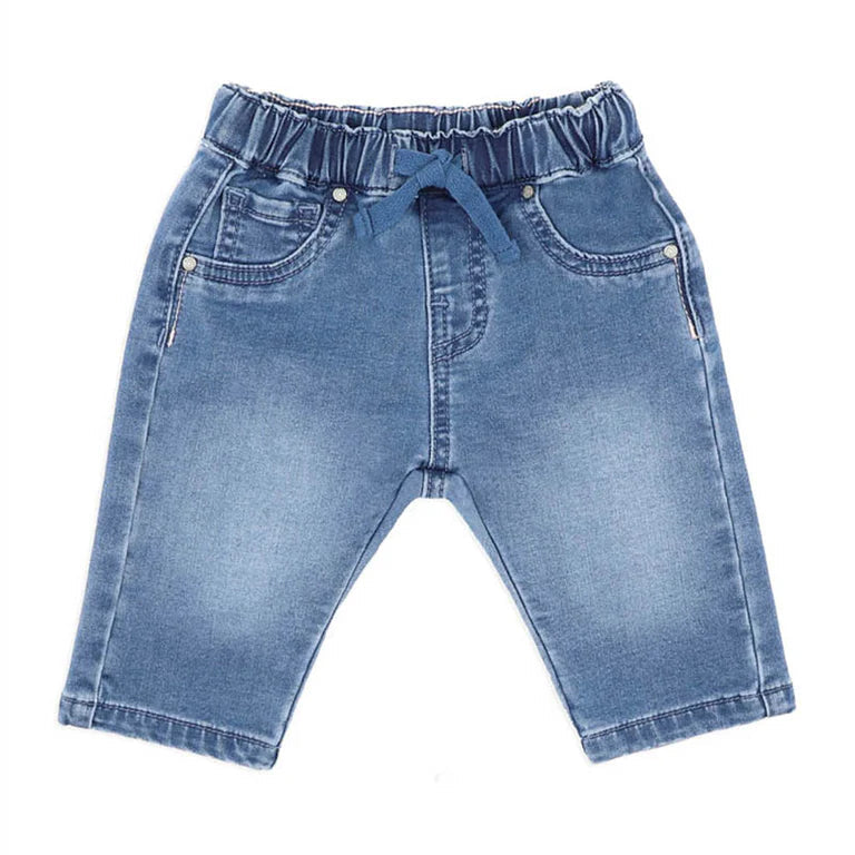 Winnie Pull on Denim Jeans