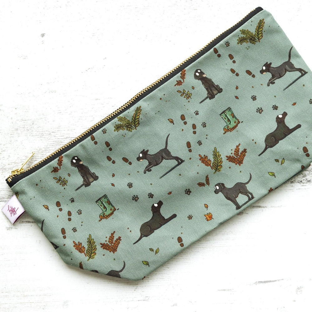 "Black Labrador Wash Bag / Make Up Bag / Pencil Case - The Glamorous Grub