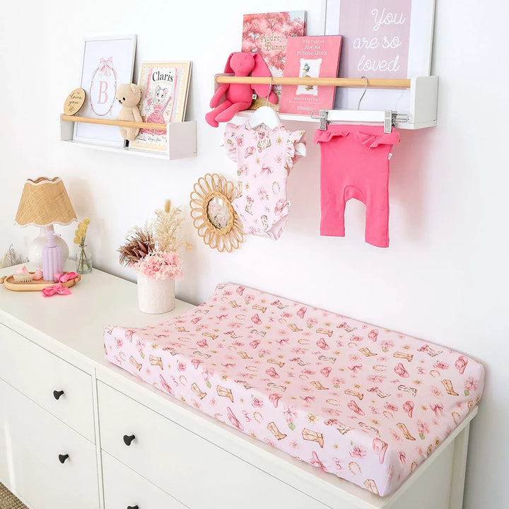 Boots &amp; Bows Organic Bassinet Sheet / Change Pad Cover