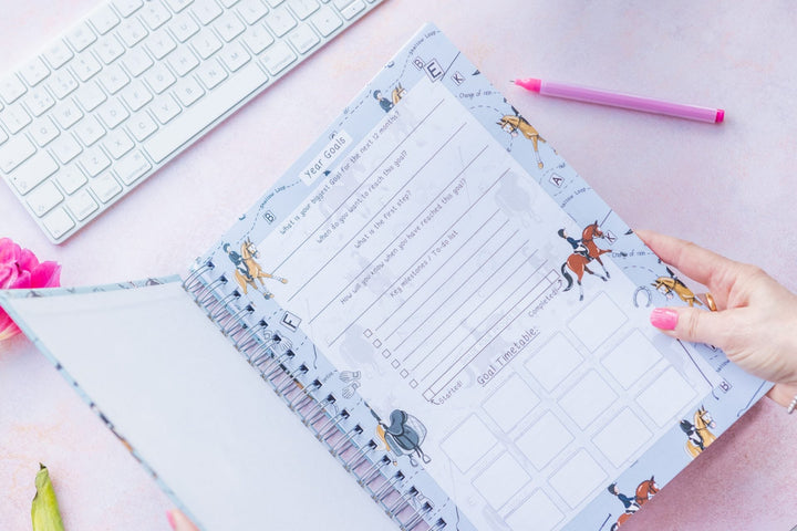 Emily Cole Appointment Planner - The Glamorous Grub