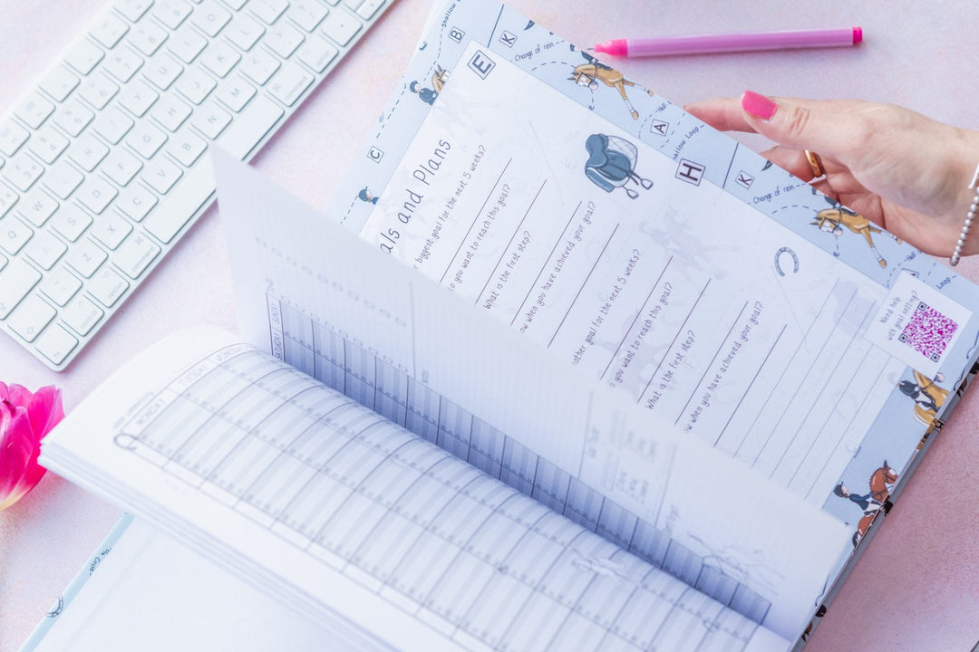 Emily Cole Appointment Planner - The Glamorous Grub