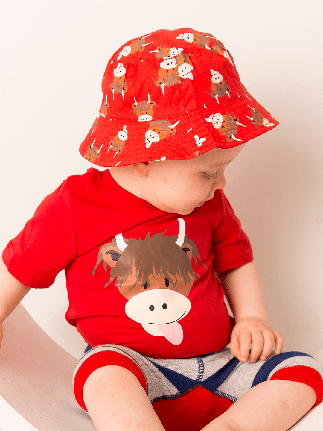 Hamish Highland Cow Bucket Hat - The Glamorous Grub