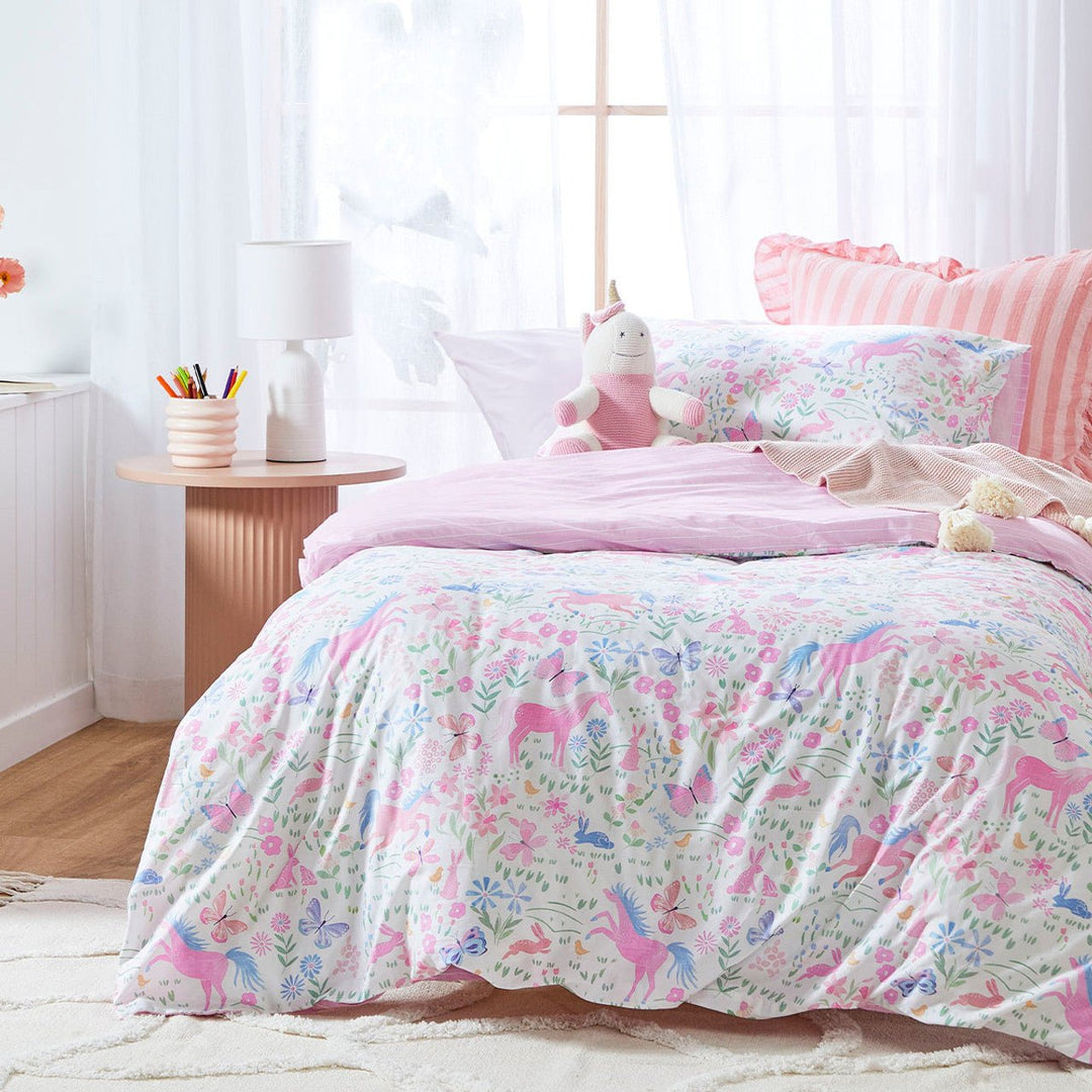 Pony Fields Bedset - The Glamorous Grub