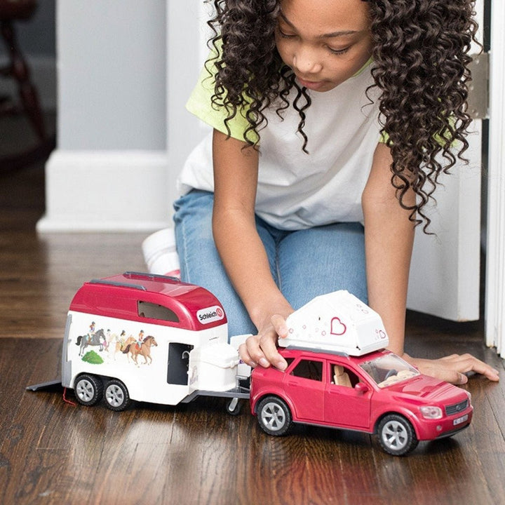 Schleich - Horse Adventures with Car And Trailer - The Glamorous Grub