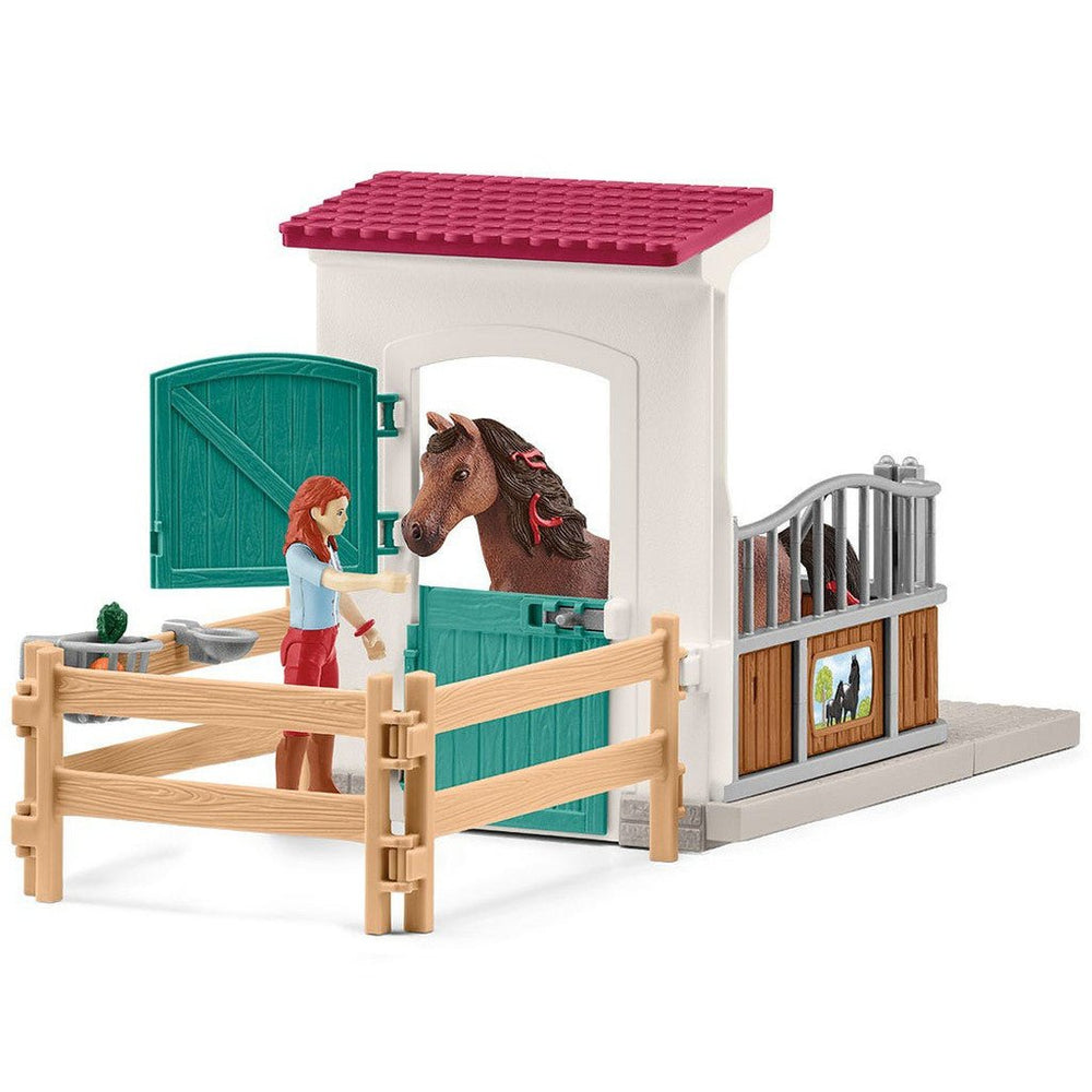 Schleich - Horse Box with Hannah and Cayenne - The Glamorous Grub