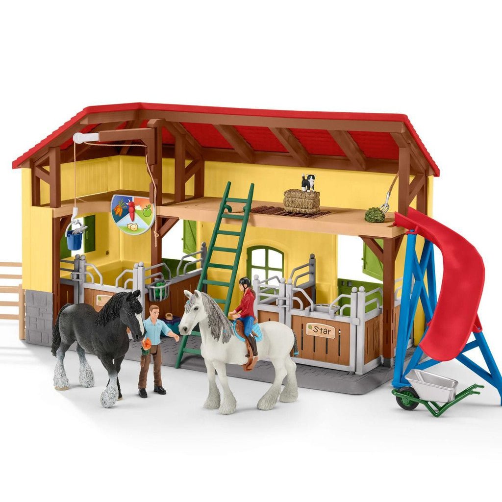 Schleich - Horse Stable - The Glamorous Grub