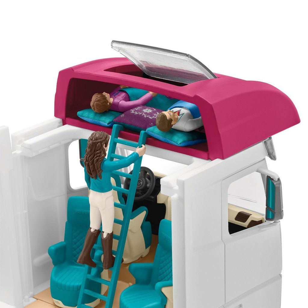 Schleich - Horse Transporter - The Glamorous Grub