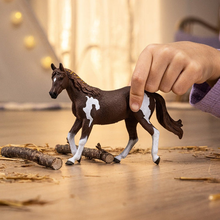 Schleich - Paint Horse Mare 2025 Release - The Glamorous Grub
