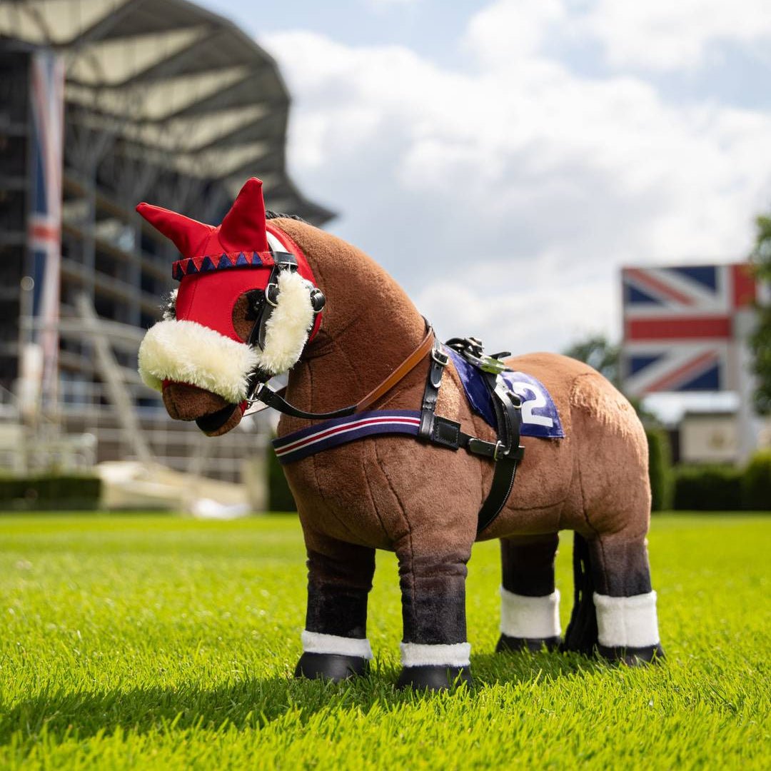 Toy Pony Chancer - The Glamorous Grub
